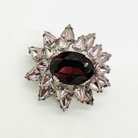 Vintage SCHREINER Rhinestone Brooch - Picture 3 of 15